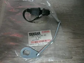 Yamaha Bremslichtschalter hinten XT250 rear stop switch Original NEU