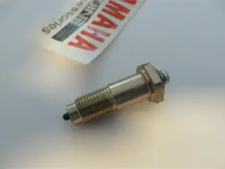 Yamaha hinterer Bremskontrollschalter TX750 TX650 TX500 XS500 XS650 341-82503-01 Original NOS