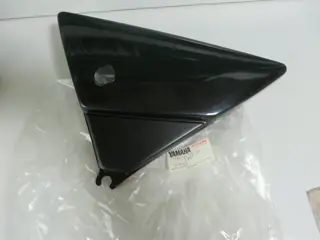 Yamaha Seitendeckel links DT50 MX DT80 MX left side cover Schwarz Original NOS