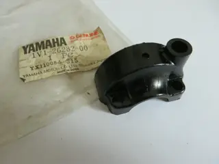 Yamaha untere Gaszug Führung RD50M RD80 LCI MX RX80 FS80 SE RZ50 cap grip under 1V1-26282-00 original NEU