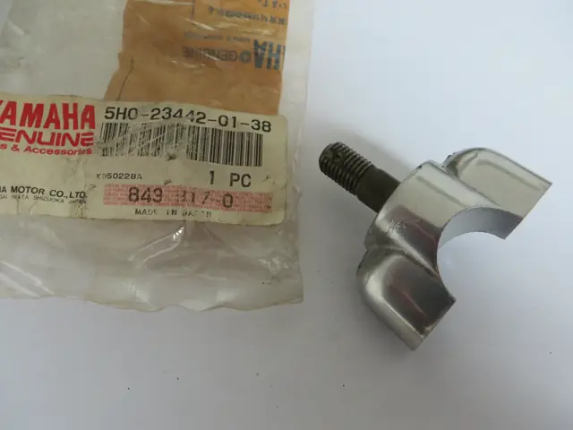 Yamaha Lenkerhalter untere Lenkerklemme XJR1200 XJR1300 5H0-23442-01-38 Original NEU