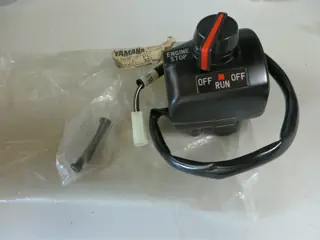 Yamaha Lenkerschalter rechts RD80 LCII handle switch 30W-83976-00 original NEU