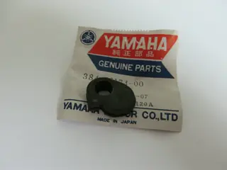 Yamaha Gummi für Ölpumpengehäuse LB50 LB80 Chappy LB3-M LB3-80 Bop 384-13174-00 Original NEU