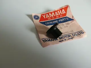 Yamaha Gummi Schutzblech Kotflügel hinten DT250 MX DT360 DT400 MX Original NEU