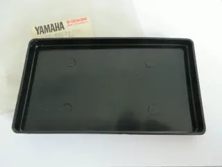Yamaha Batterieunterlage Batterie Sitz YL2 SR500 123-82122-00 Original NOS