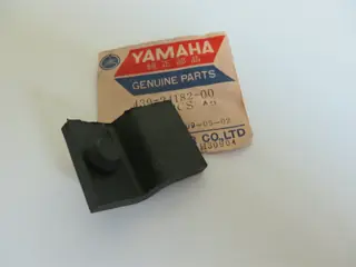 Yamaha Tank Schutzdämpfer Gummi LB50 LB80 Chappy 439-24182-00 Original NEU