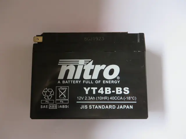 Nitro Motorradbatterie YT4B-BS Yamaha SR500 SR400 Suzuki DR-Z 70