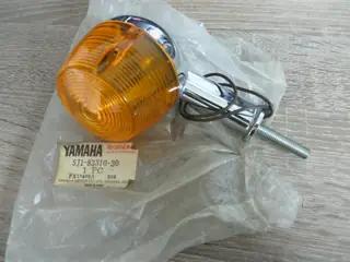 Yamaha vorderer Blinker DT50 MX DT80 MX front flasher  5J1-83310-30 Original NOS