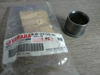 Yamaha Gleitbuchse Standrohr DT50 MX DT80 MX slide metal 5J0-23125-00 Original NEU