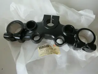 Yamaha Gabelbrücke Lenkerkrone XT500 crown handle 3H7-23435-00-98 Original NEU