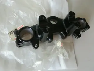Yamaha Gabelbrücke Lenkerkrone DT80 LCII crown handle 34X-23435-00-98 Original NEU