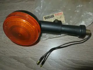 Yamaha hinterer Blinker SR250 rear flasher Original NEU