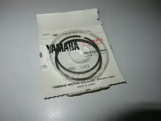Yamaha Kolbenringe YSR80 RD80MX DT80MX RX80SE Standart piston rings 3M8-11610-03 Original