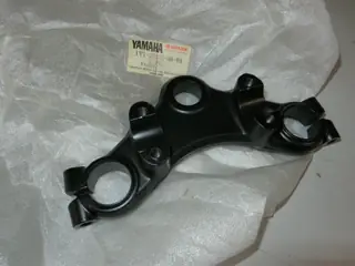 Yamaha Gabelbrücke Gabelkrone RS100 1Y8 crown handle 1V1-23435-00-98 Original NEU