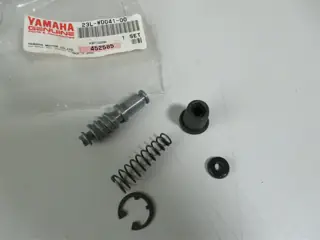 Yamaha Bremspumpe vorne DT50R RD80 MX RD80 LCI LCII DT80 LCII RD125 RD250 SR500 XV250 XTZ660 XZ550 XS400 23L-W0041-00