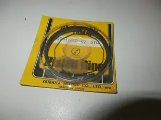 Yamaha Kolbenringe Standart RD200 piston rings Original