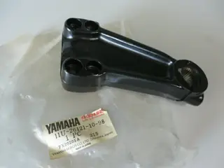 Yamaha Lenker Stummelhalter links XZ550 handlebar LH  Original NEU
