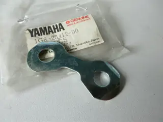 Yamaha Sicherungsblech Kettenrad DT125 MX DT175 MX washer lock 1G8-25412-00 original NEU