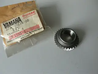 Yamaha Tachoantrieb DT80 DT125E DT125 MX DT175 MX TY125 TY175 TY250 37A-25135-00 Original