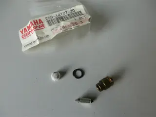 Yamaha Schwimmernadelventil XS400SE XS650SE XJ550 XJ600 XC180 SR250 SE XS1100S 25G-14107-20 Original Neu