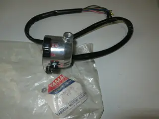 Yamaha Lenkerschalter links LB3-80 Bop handle switch Original NEU