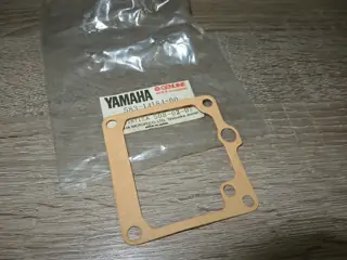 Yamaha Schwimmerkammerdichtung XT500 TT500 gasket float chamber 583-14184-00 Original