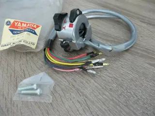 Yamaha Lenkerschalter links FT1 handle switch left original NEU