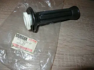 Yamaha Gasgriff XJ750 SECA throttle grip 5G2-26240-10 original NEU