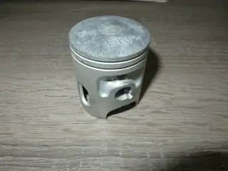Yamaha Kolben 1. Übermaß + 0.25 mm DT80 LC LCII RD80 LCI LCII piston 30W-11635-00 Original