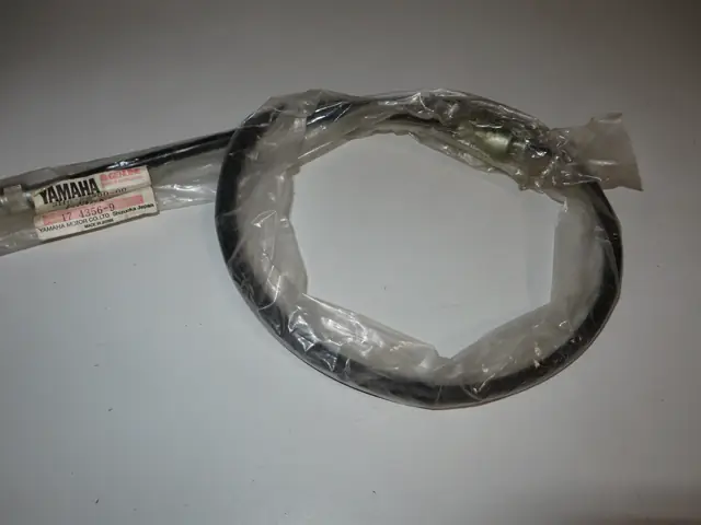 Yamaha Tachowelle XT500 DT250MX DT400MX DT50MX DT80MX SR250 Speedometer Cable Original