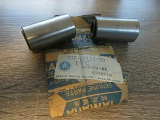 Yamaha Schwingenlager Buchse RD125 AS3 SR125 TT600 YZ490 307-22123-00 Original NOS