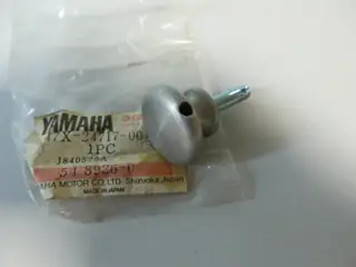 Yamaha Befestigungsschraube Bürzel RD500 screw seat fitting NEU