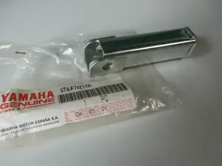 Yamaha Fußraste DT80 MX-S DT50MX DT50r footrest 5T8-F7421-00 Original NEU