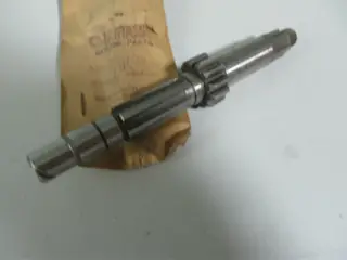 Yamaha Getriebe Hauptwelle DT50 MX DT50R TY50M DT50M RD50M DT80 RD80 MX RX80 353-17411-10 ORIGINAL NOS
