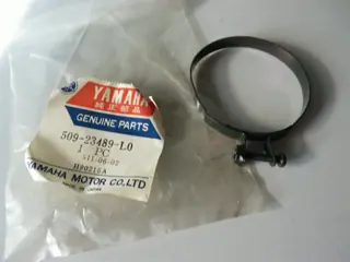 Yamaha Gabelmanschetten Schelle rechts XT500 TT500 IT400 YZ125Original NEU
