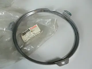 Yamaha Scheinwerfer Zwischenring XS650 SR500 TX650 SRX600 447-84395-60 Original