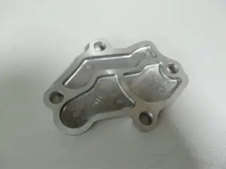Yamaha Deckel Ölpumpe XT500 SR500 TT500 oil pump cover 583-15426-00 Original NOS
