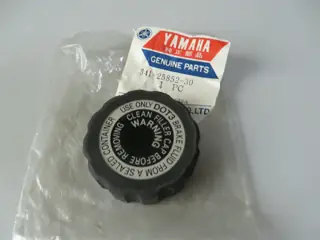 Yamaha Deckel Bremsflüssigkeitsbehäter XS650 cap reservoir 341-25852-30 Original NEU