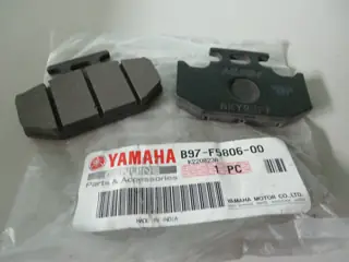 Yamaha Bremsbeläge hinten MT125 YZF-R125 XSR125 rear brake pads Original NEU