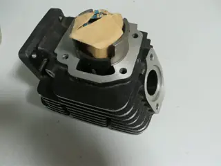 Yamaha Zylinder links RD125 left cylinder original NOS