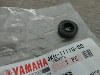 Yamaha Ventildeckel Gummi FZS600 XJ900 S Diversion rubber mount 4KM-1111G-00 Original