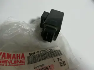 Yamaha Relais XC125 Beluga 3TE relay original NEU