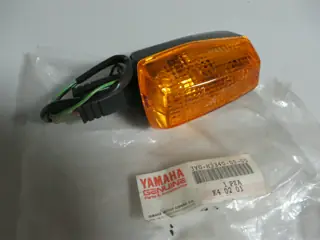 Yamaha Blinker hinten rechts SR250 TZR125 TZR80RR rear right flasher Original NEU