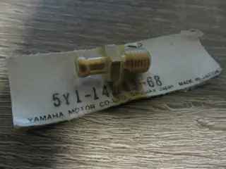 Yamaha 136 Hauptdüse Sekundär Vergaser TT600 jet main 5Y1-14343-68 Original NEU