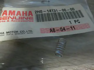 Yamaha Feder für Gasschiebernadel SR500 needle spring  2H0-14131-00 Original NEU