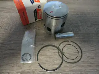 Yamaha Kolben Kolbensatz +1.00 mm  TY125 DT125E AT2 4.Übergröße komplett Original