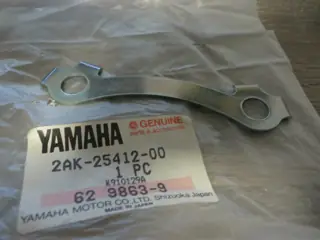 Yamaha Sicherungsblech Kettenrad FZX750 washer lock 2AK-25412-00 original NEU