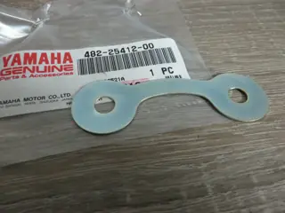 Yamaha Sicherungsblech für Kettenrad LB80 Chappy LB3-M LB3-80 Bop FS50 RD80 LCI RD125 DX RS100 RS125 482-25412-00 Original