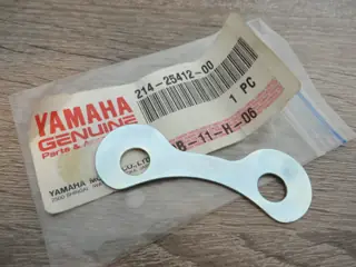 Yamaha Sicherungsblech Kettenrad AT1 DT125E DT175 DT250 DT360 TY125 TY175 TY250 YZ125 DT1 washer lock original NEU