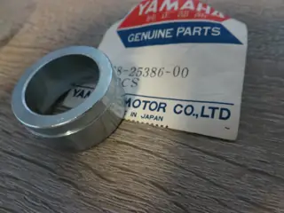 Yamaha Hülse Hinterrad RD250 RD350 DS6 DS7 R5 YR3 YDS5 168-25386-00 Original NEU